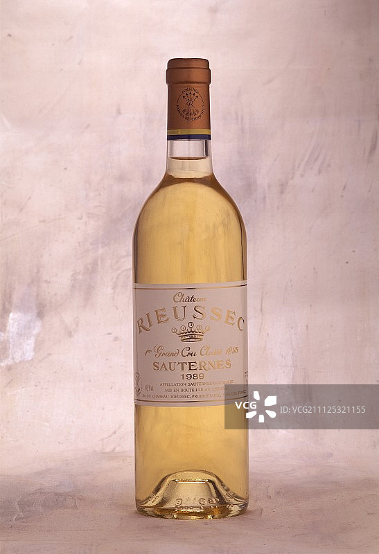 苏玳酒瓶图片素材