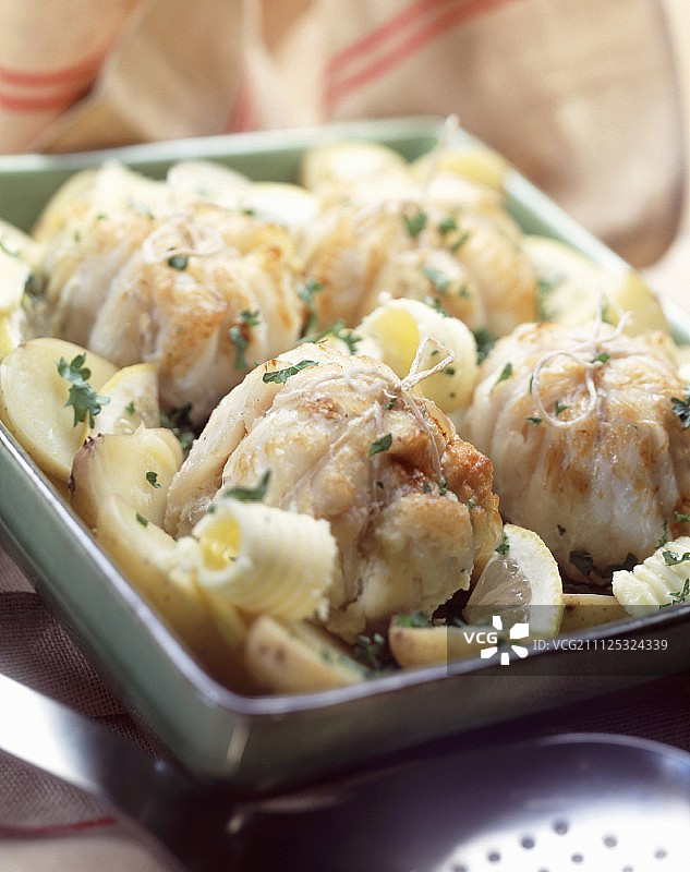 酿鳕鱼卷图片素材