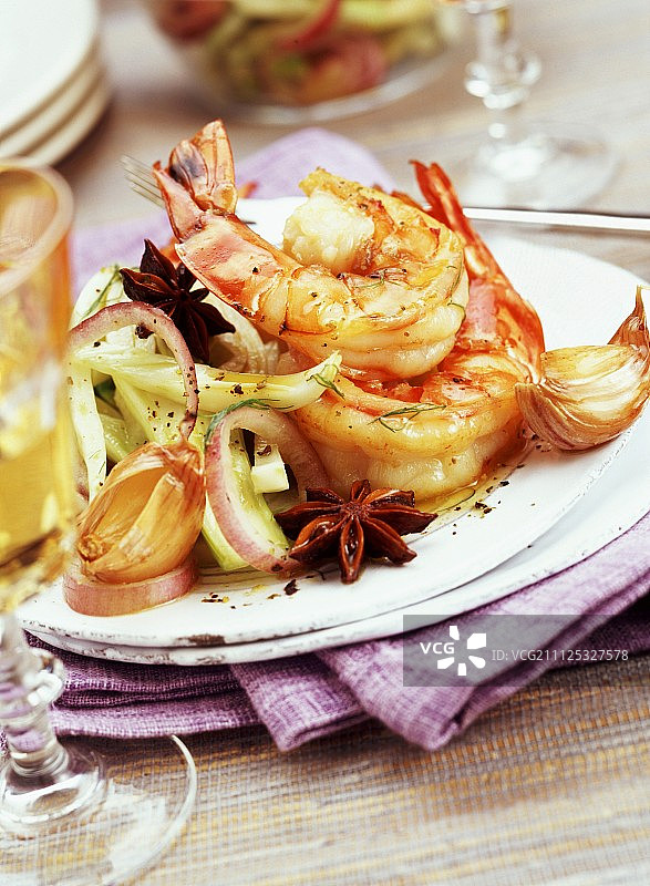 茴香地中海对虾配八角图片素材