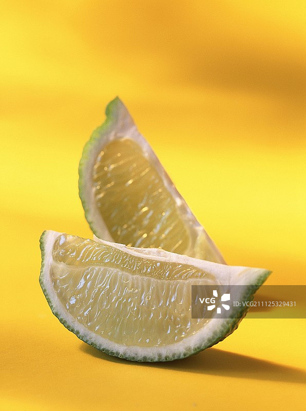 四分之一柠檬图片素材