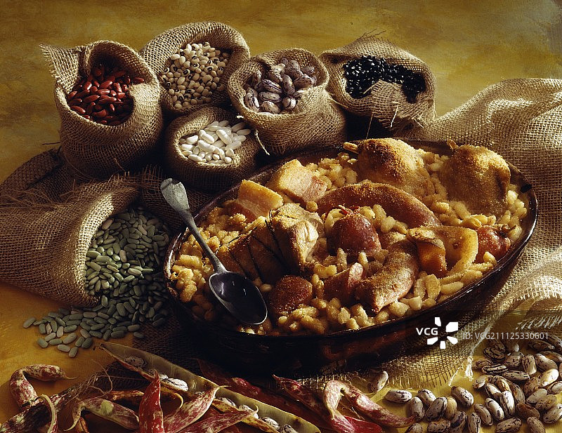 图卢兹砂锅炖豆（主题：豆类）图片素材
