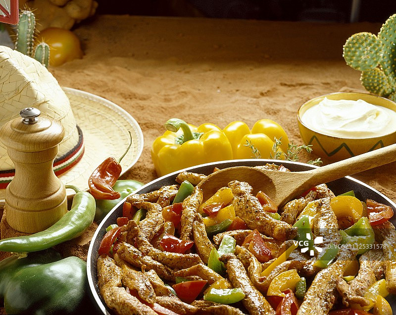 土耳其肉片与辣椒图片素材