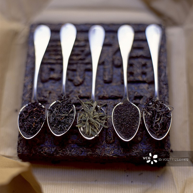 茶匙上的精选茶图片素材