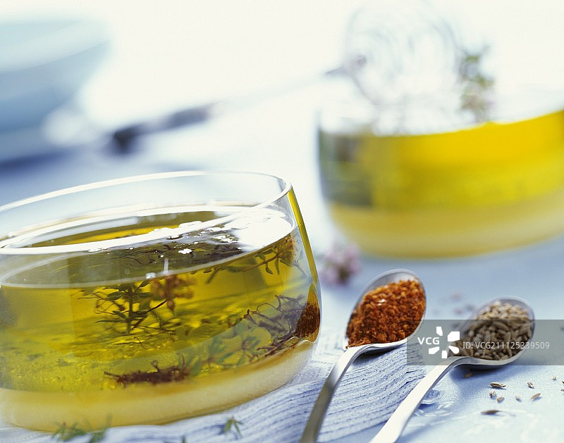 法式香草调味汁图片素材