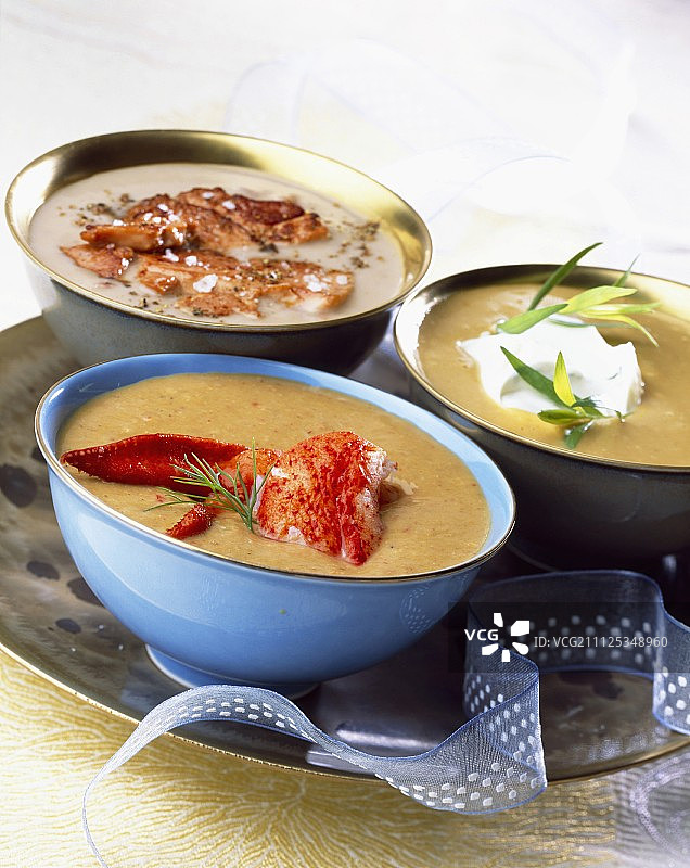 龙虾栗子鹅肝浓汤图片素材