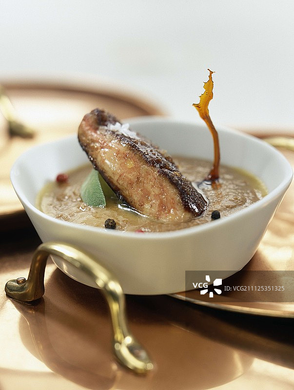 扁豆配鹅肝图片素材