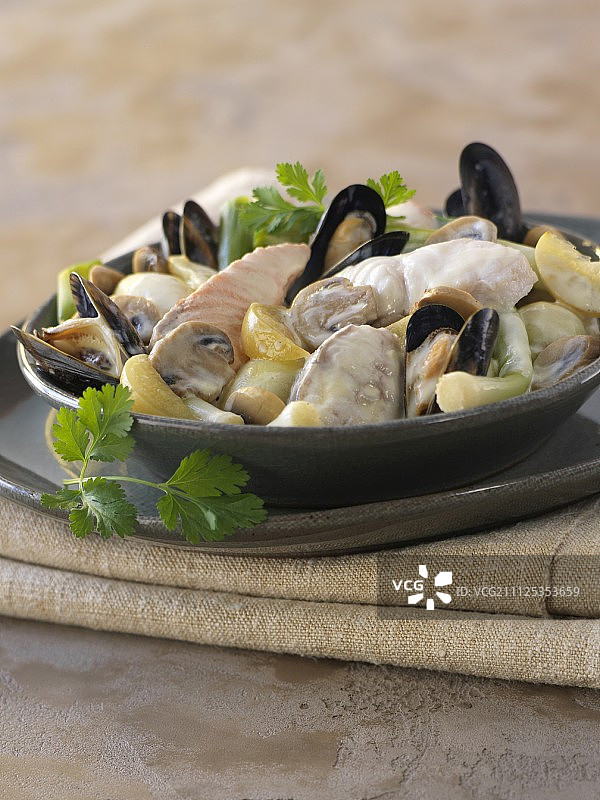 海鲜白汁烩图片素材