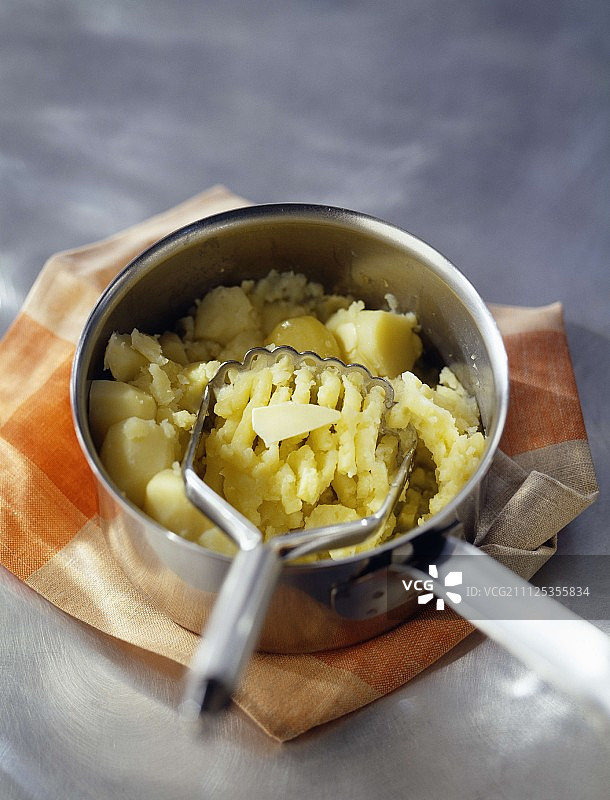 捣碎土豆图片素材