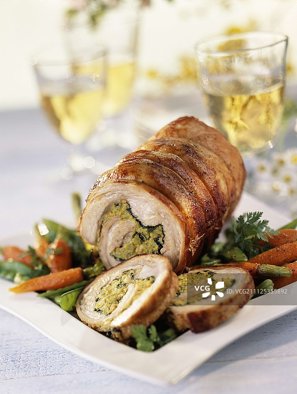 蔬菜馅厚圆鱼片图片素材