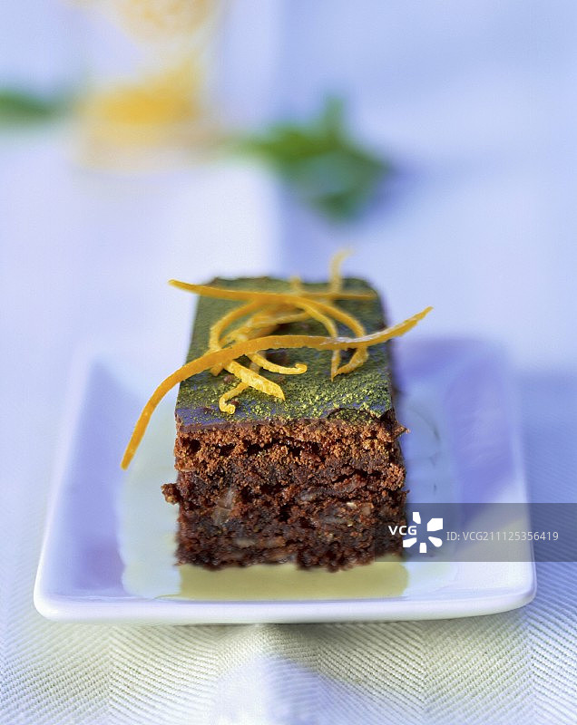 巧克力抹茶熔岩蛋糕图片素材