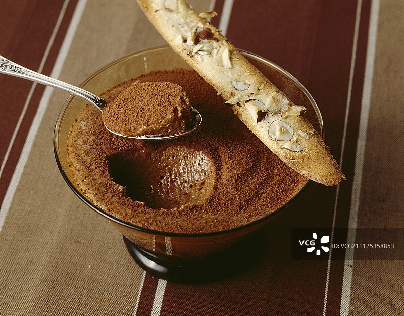 栗子希布斯特和榛子脆饼图片素材