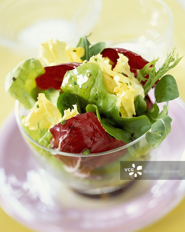 什锦生菜沙拉图片素材