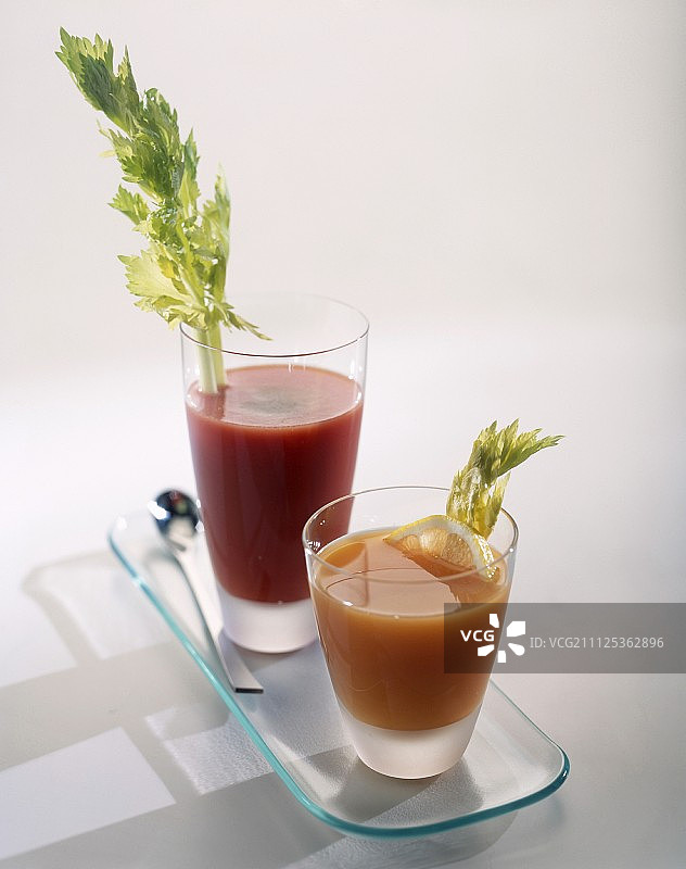 圣母玛利亚和加州无酒精鸡尾酒图片素材