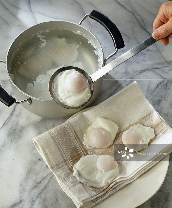 水煮蛋沥水图片素材