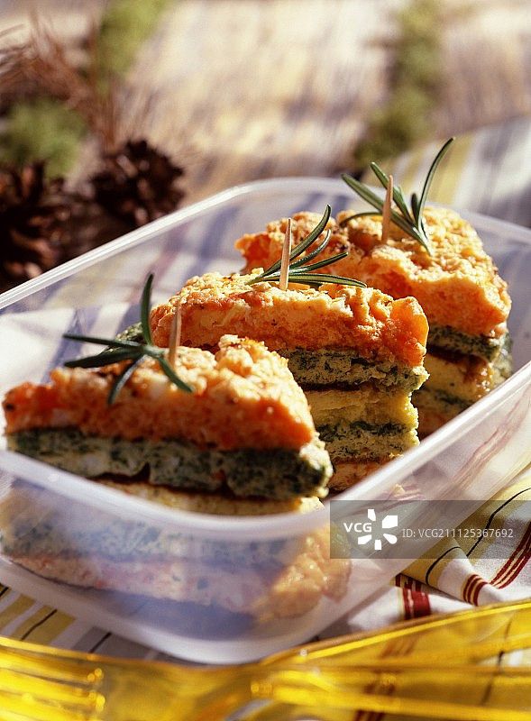 巴斯克烩，香草奶酪玉米饼图片素材