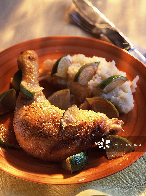 青柠奶油炖鸡图片素材