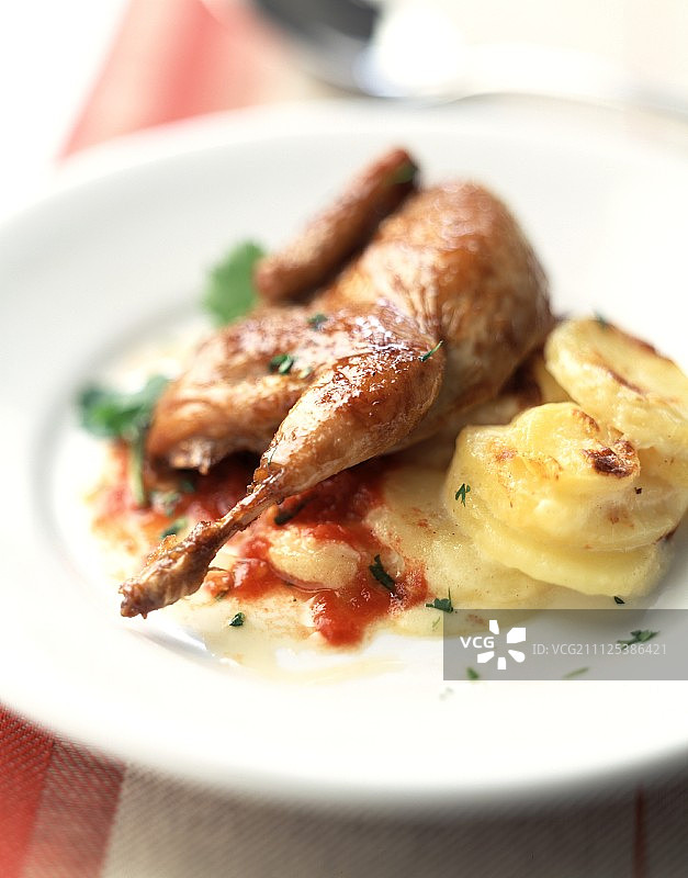 蜜汁香菜鹌鹑图片素材