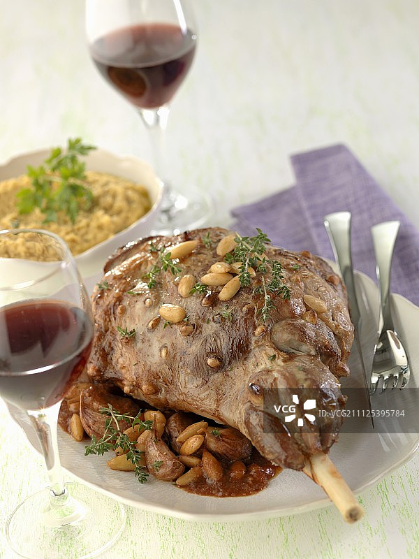 复活节杏仁羊腿图片素材