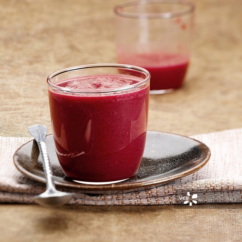 甜菜根布尔辛奶酪浓汤图片素材