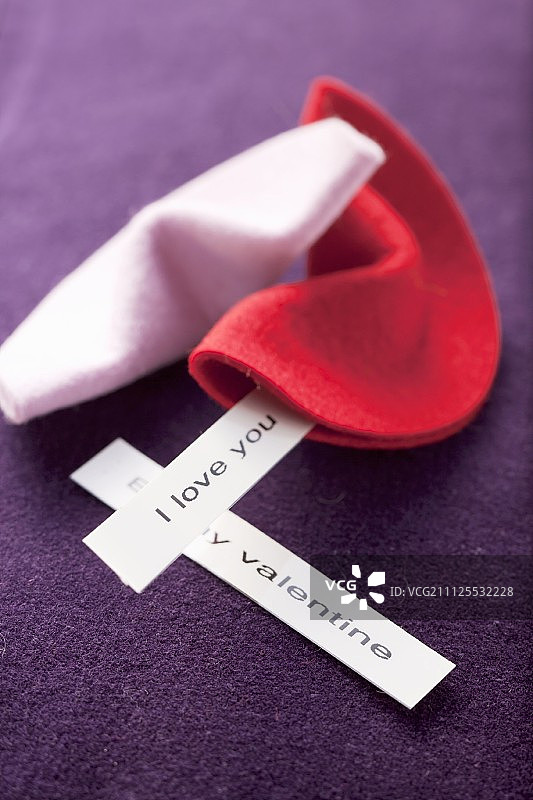 毛毡情人节幸运饼干图片素材