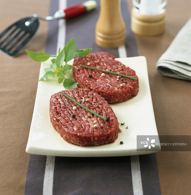 生鲜汉堡肉饼图片素材