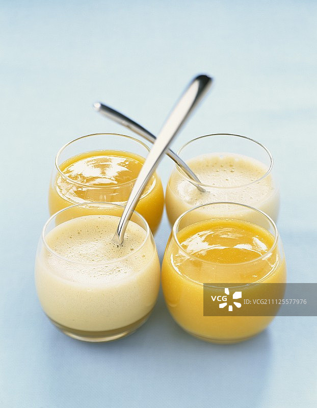 朗姆酒萨芭雍芒果酱图片素材