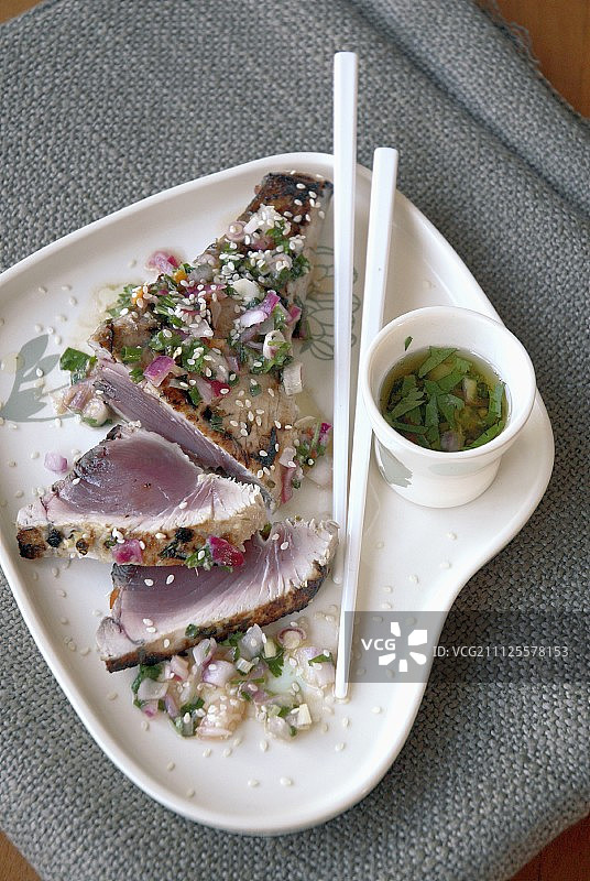 泰式半熟金枪鱼图片素材