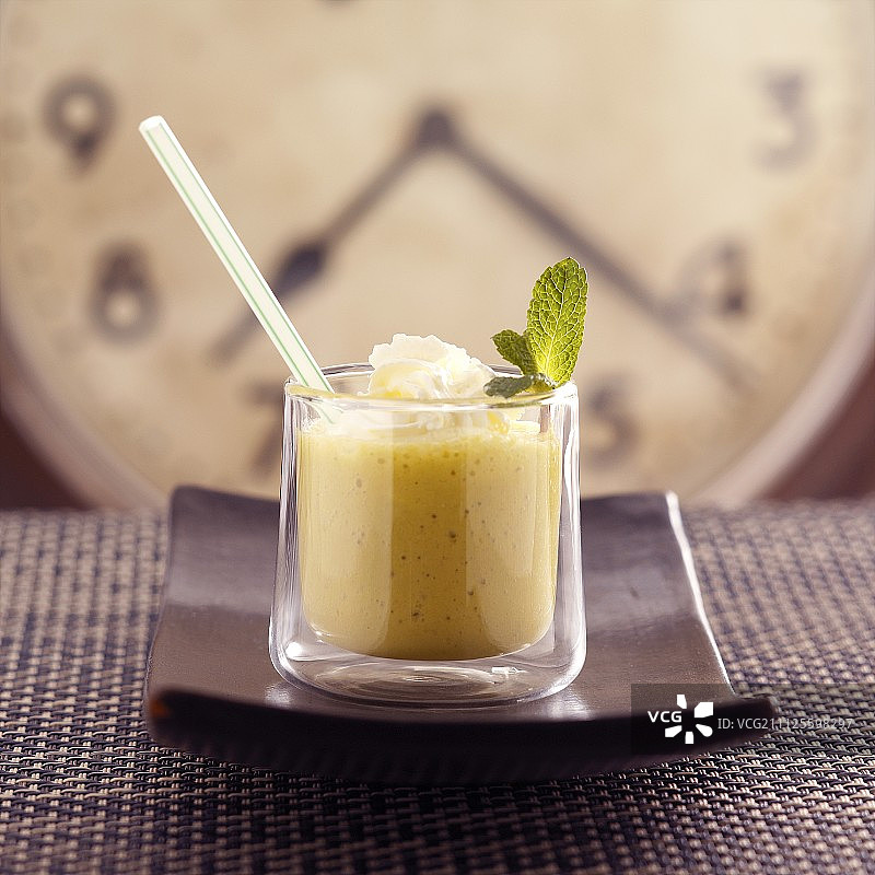 橙子薄荷奶昔图片素材