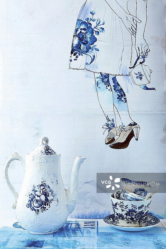 蓝白瓷茶具静物图片素材