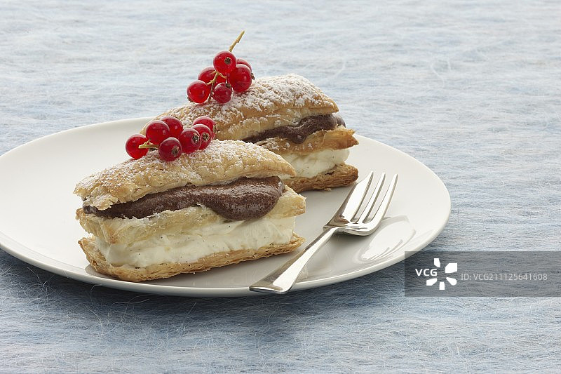 巧克力慕斯糕点图片素材