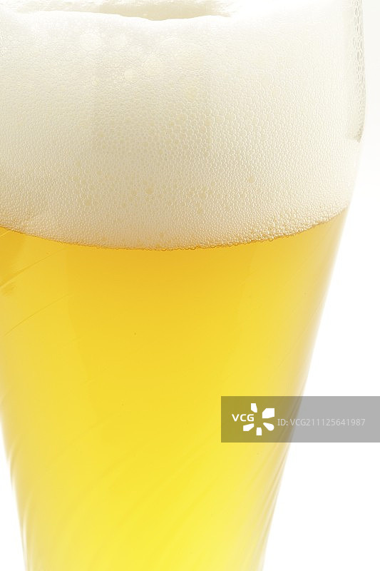 一杯淡啤酒图片素材