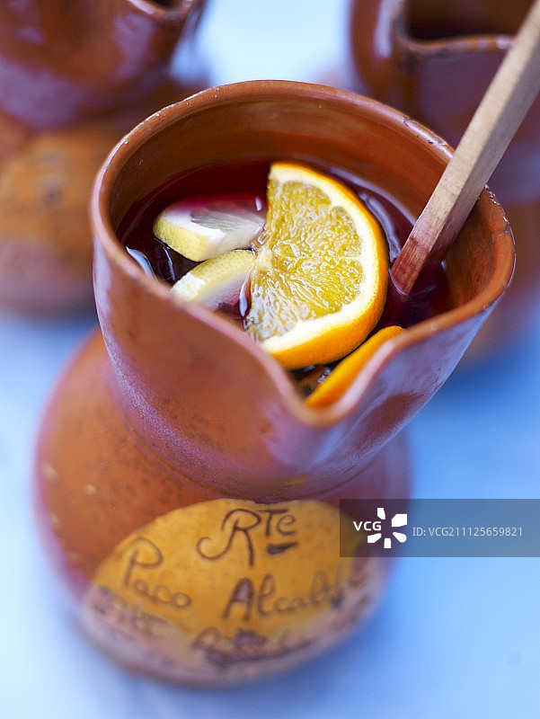 桑格利亚汽酒壶图片素材