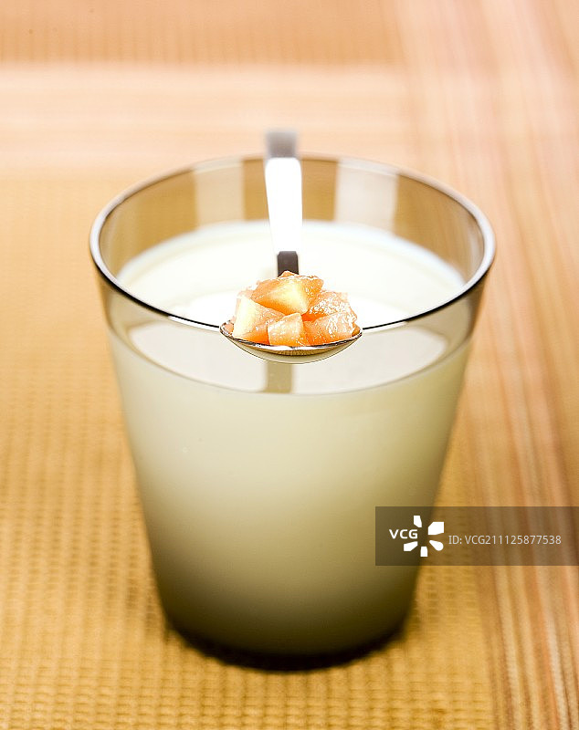 黄豆木瓜冰沙图片素材