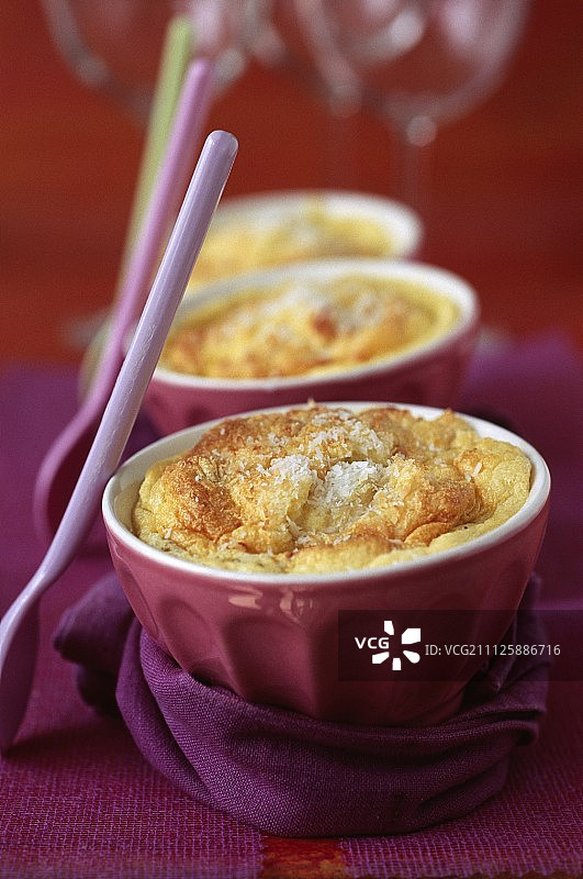 香蕉椰子舒芙蕾图片素材