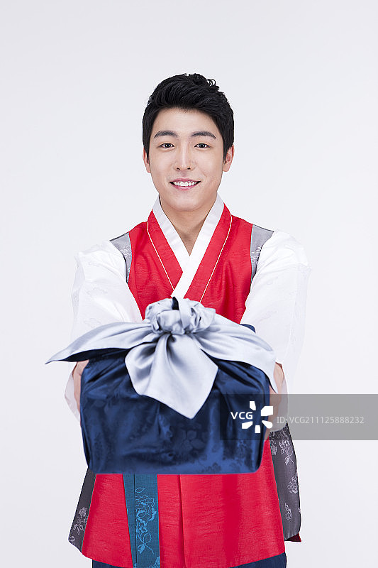 穿着韩国传统服装“韩服”外出 027图片素材