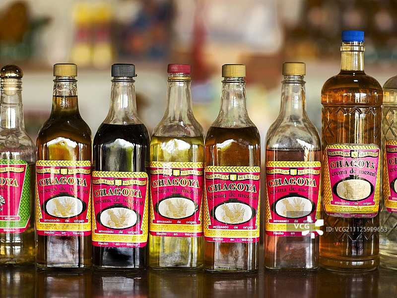 梅斯卡尔酒瓶图片素材