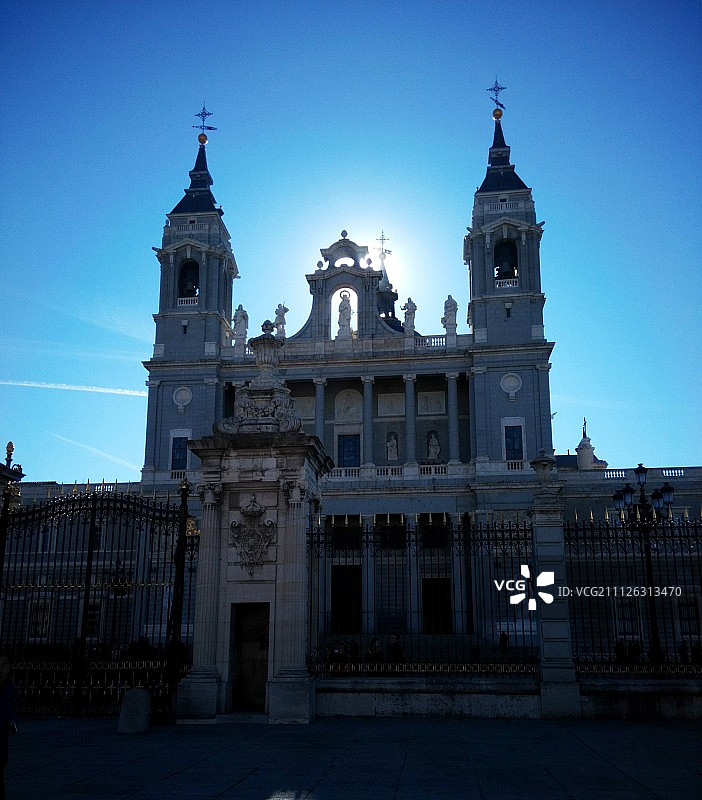 阿尔穆德纳大教堂图片素材