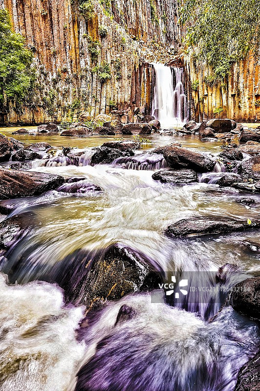 稍等片刻图片素材