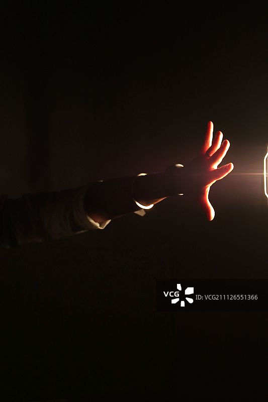 触摸光芒图片素材