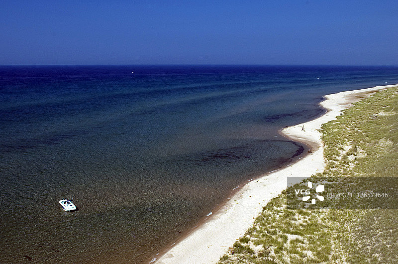 从勒德ington州立公园看密歇根湖图片素材