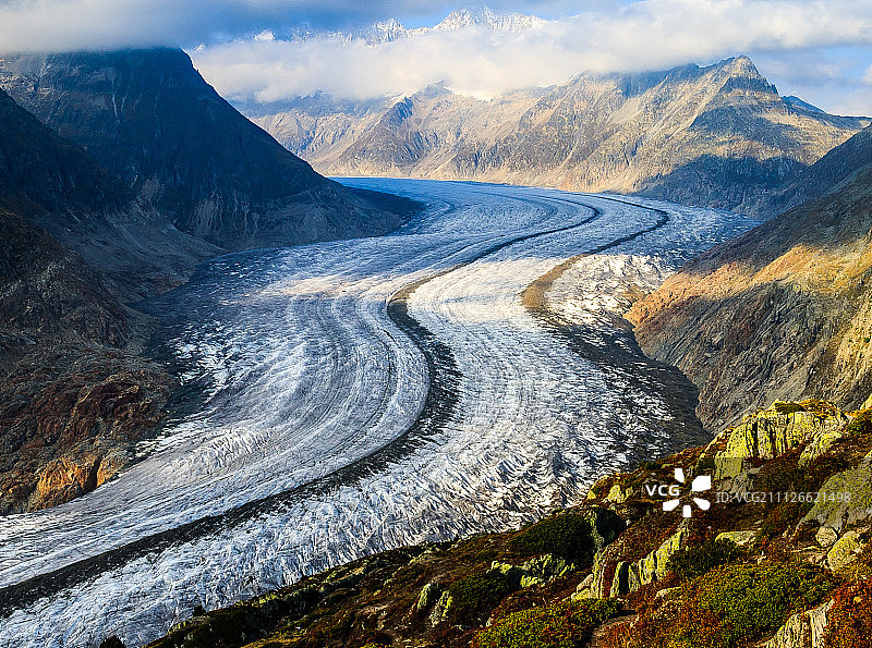 阿莱奇冰川的影子图片素材