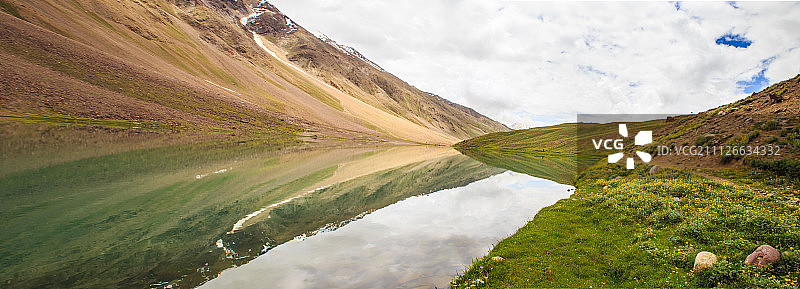 查德拉塔尔湖图片素材