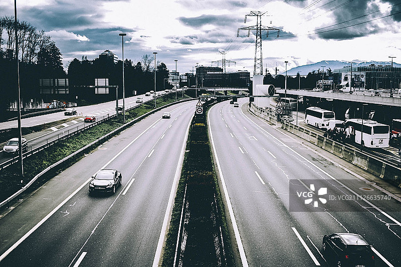 漫长的道路图片素材