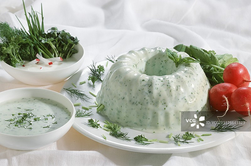 香草奶油酱佐布丁图片素材