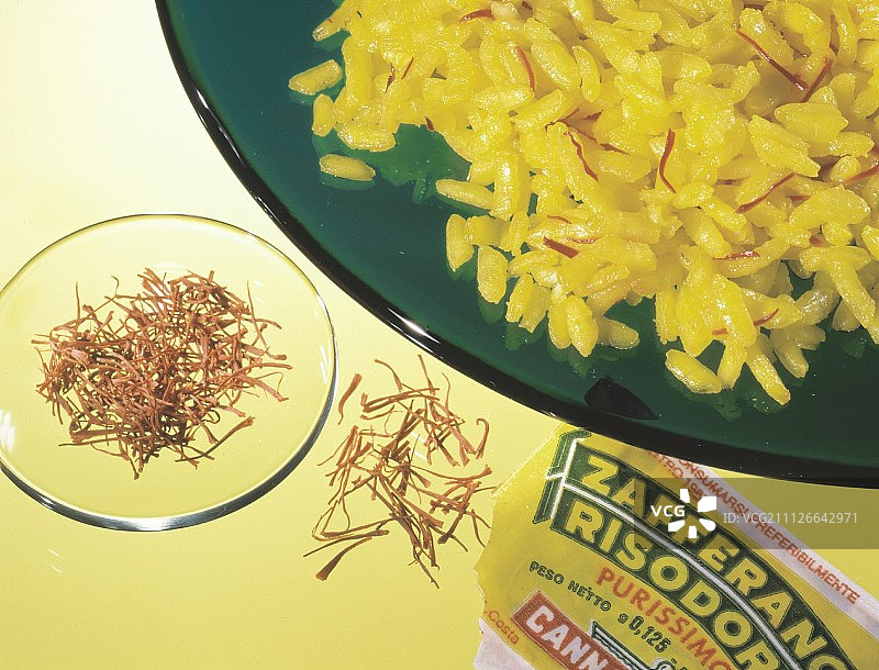 米兰风味烩饭（藏红花烩饭），意大利伦巴第图片素材