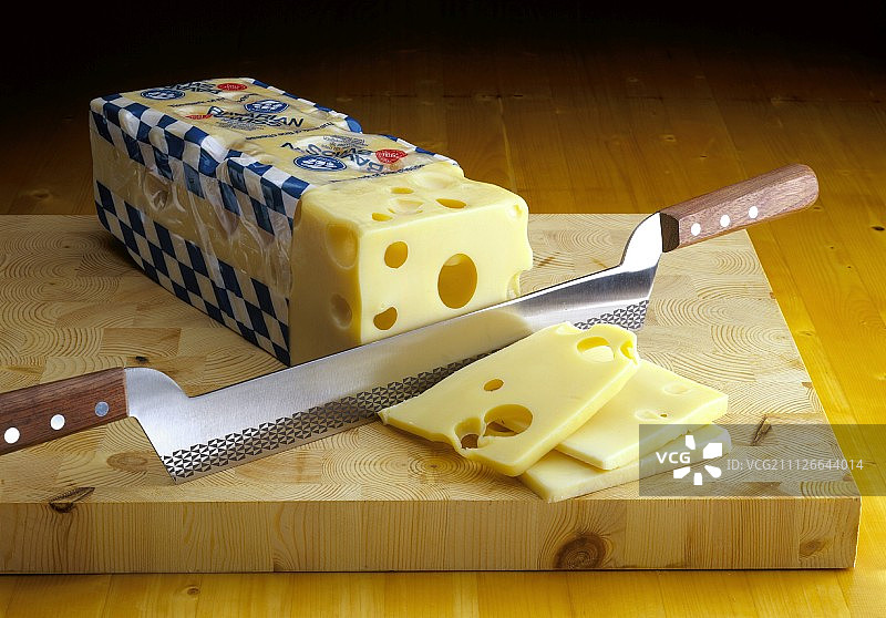 巴伐利亚奶酪（成熟120天，香菇奶酪乳品厂）图片素材