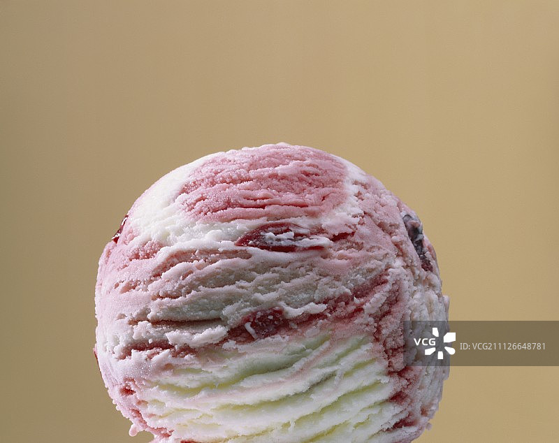 一勺樱桃冰淇淋图片素材