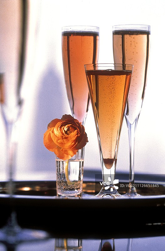 皇家基尔鸡尾酒图片素材