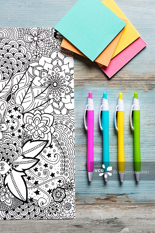 成人涂色书：缓解压力的潮流图片素材