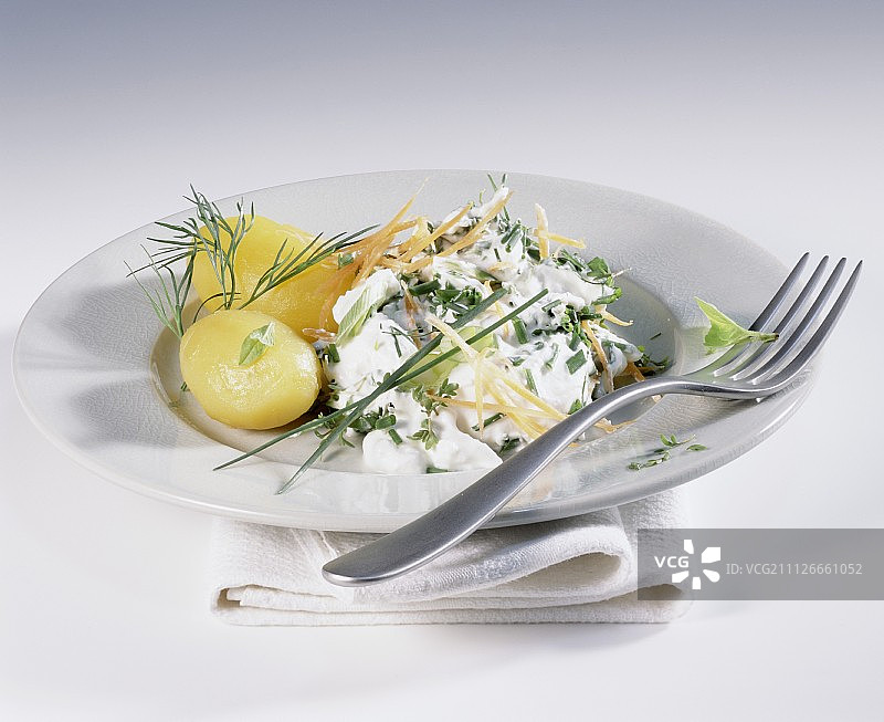 胡萝卜香草夸克煮土豆图片素材